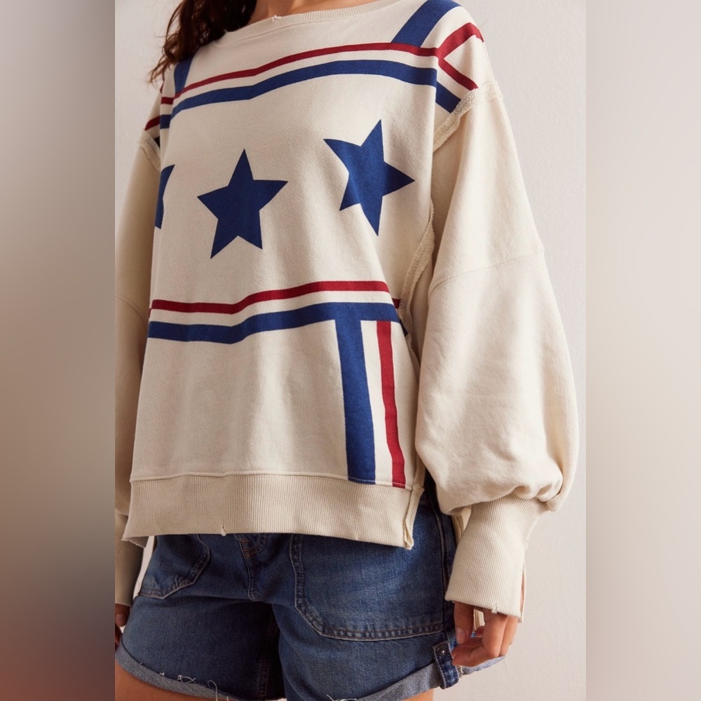 NWOT We The Free Graphic Camden Pullover In Stars Stripes Combo